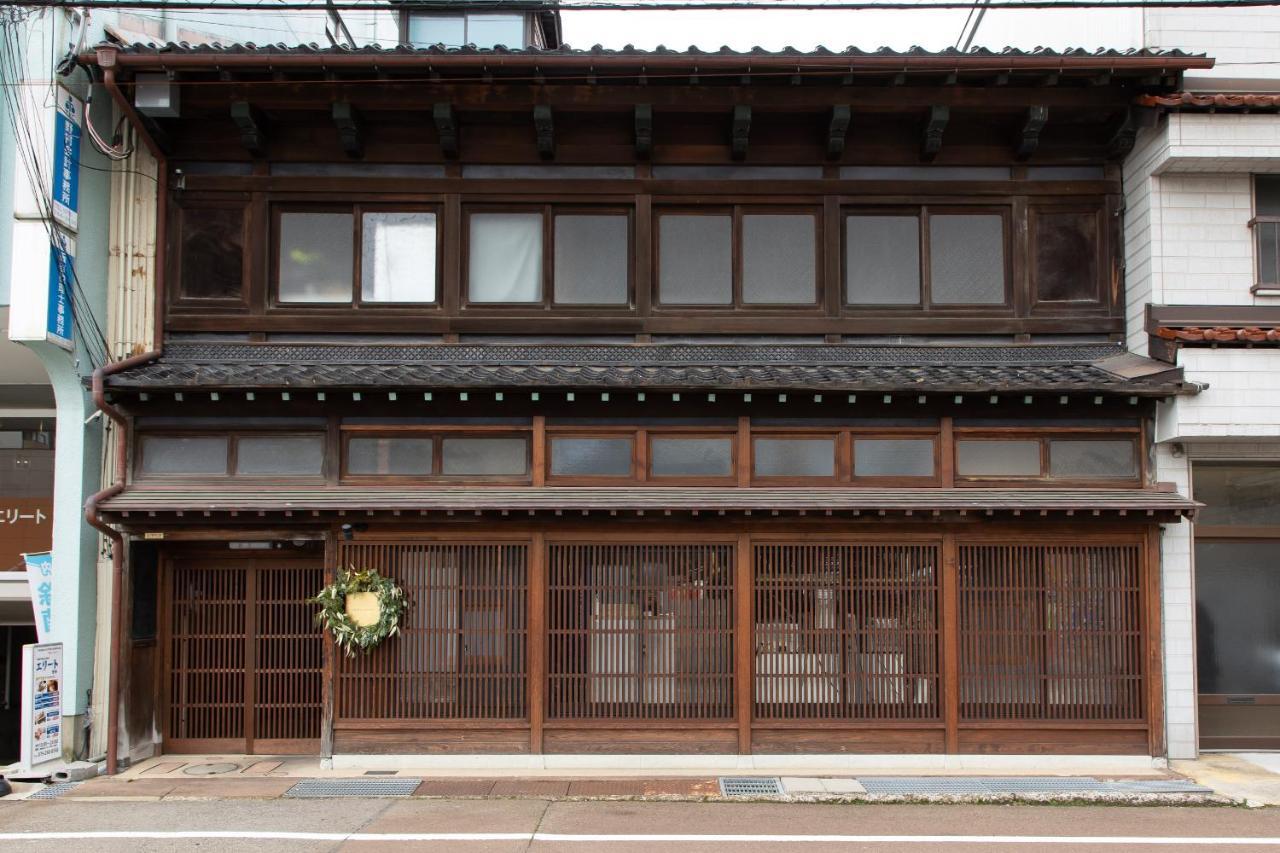 Kanazawa Seiren Le Lotus Bleu Εξωτερικό φωτογραφία