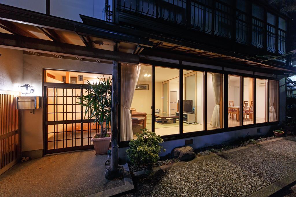 Kanazawa Seiren Le Lotus Bleu Εξωτερικό φωτογραφία