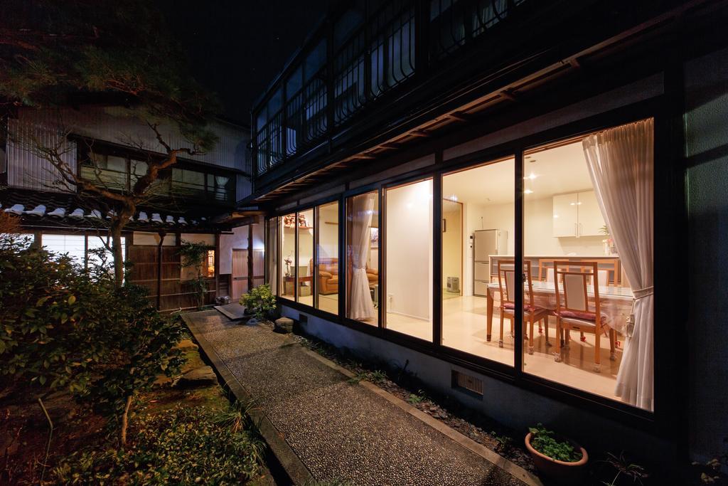 Kanazawa Seiren Le Lotus Bleu Εξωτερικό φωτογραφία